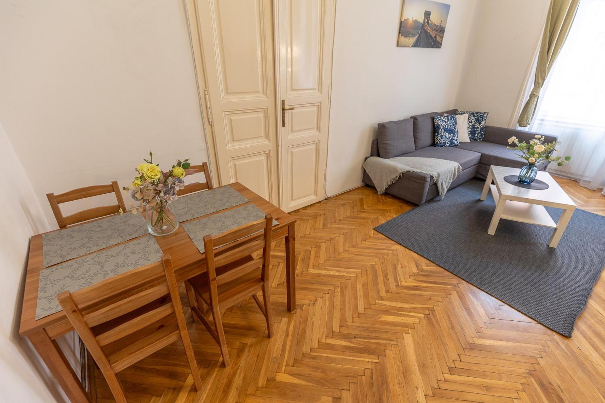 Ráday Corner Apartment Budapeste Exterior foto